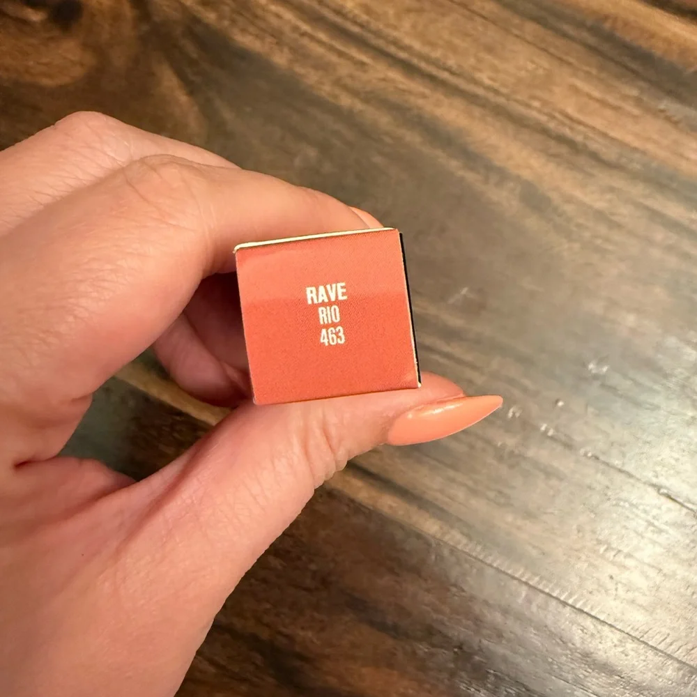 IL MAKIAGE Super Sheer Lip Color - Rave Rio 463 - Picture 3 of 4
